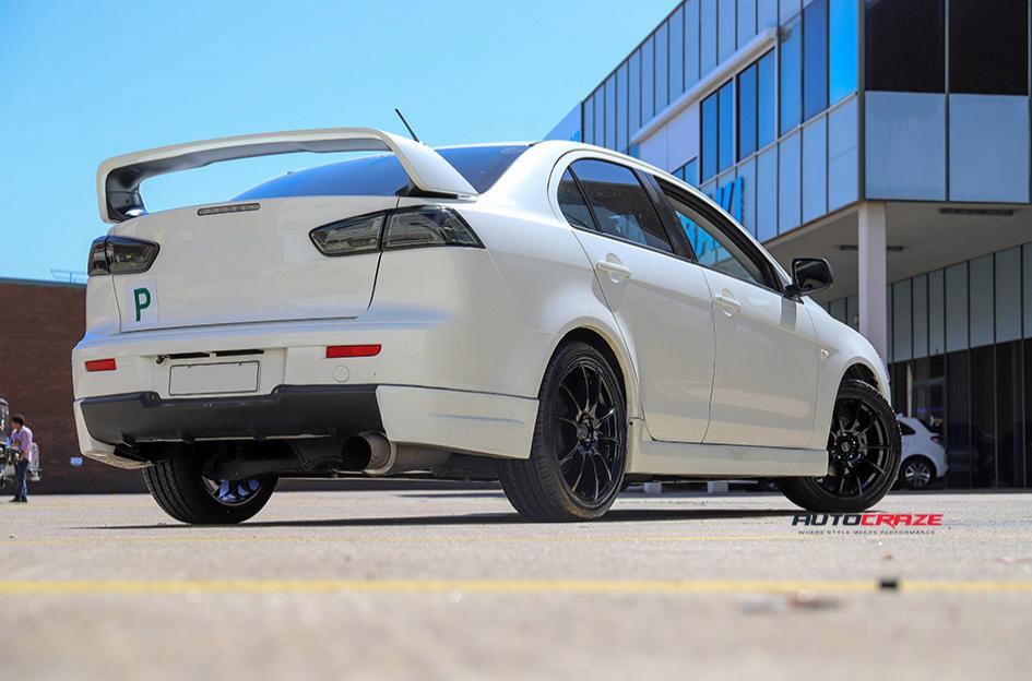MITSUBISHI LANCER CHALLENGE BLACK 